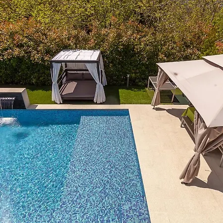 Moradia De Sonho C/ Piscina E Jardim Paradisiaco Villa